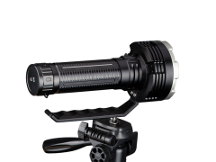 FENİX LR80R 18000 LÜMEN EL FENERİ